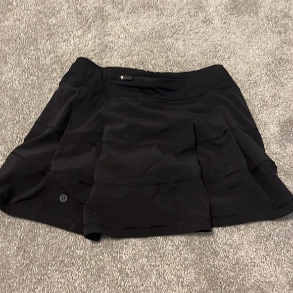 lululemon black skirt - Picture 3 of 3